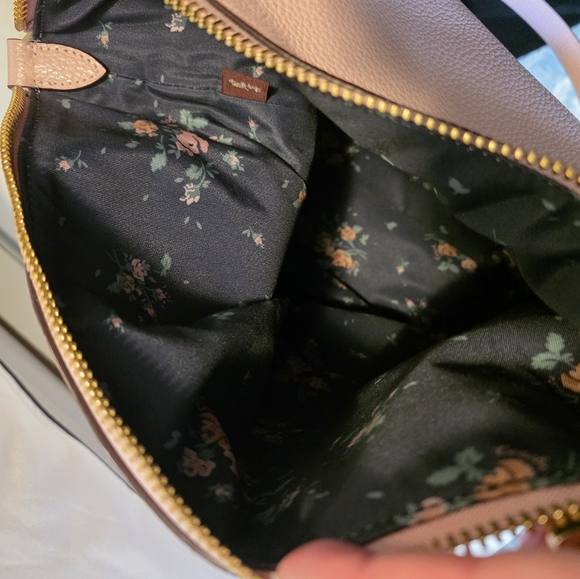 Coach Pink Leather Shoulder Bag - Picture 7 of 10